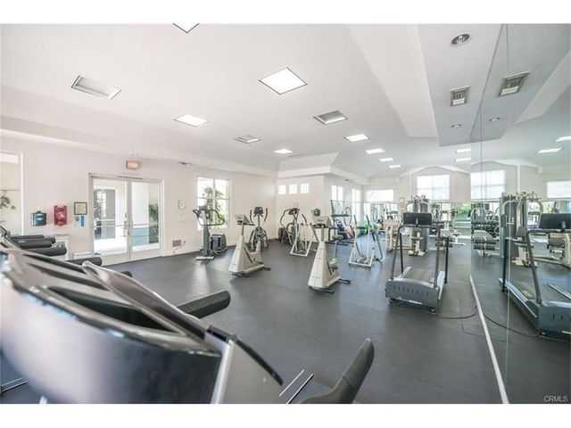 2243 Martin 211, Irvine, CA 92612