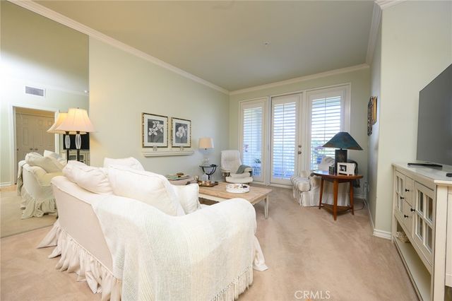 2243 Martin 211, Irvine, CA 92612