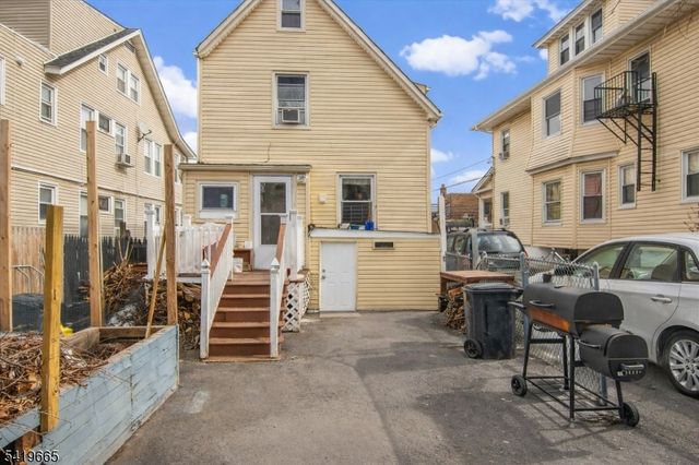 611 Stuyvesant Ave, Irvington Twp., NJ 07111