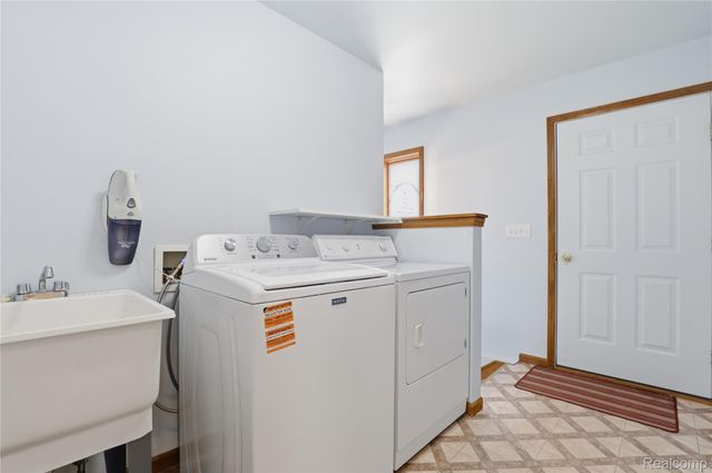 1089 Jenna Drive 217, Davison Township, MI 48423