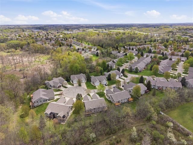 1089 Jenna Drive 217, Davison Township, MI 48423
