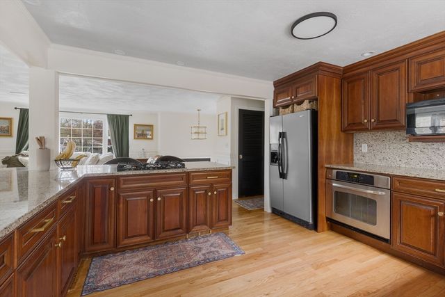 240 Grove St, Randolph, MA 02368