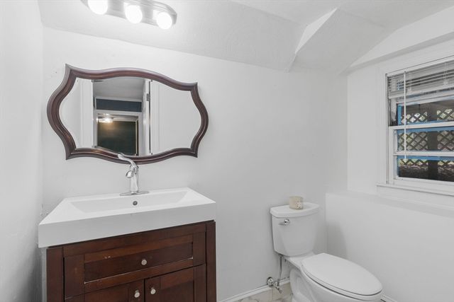 240 Grove St, Randolph, MA 02368
