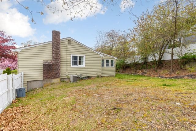 240 Grove St, Randolph, MA 02368