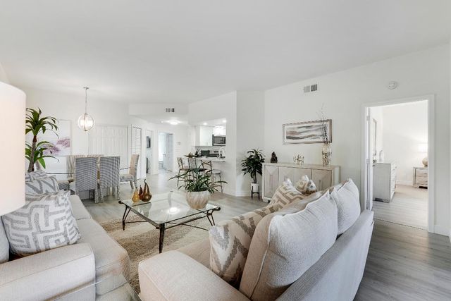 7860 Seville Place 2203, Boca Raton, FL 33433