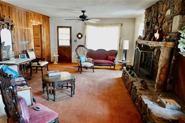 981 W Hwy 84, Mullin, TX 76864