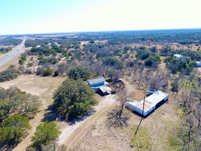 981 W Hwy 84, Mullin, TX 76864