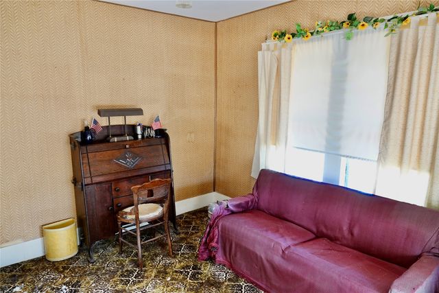 981 W Hwy 84, Mullin, TX 76864