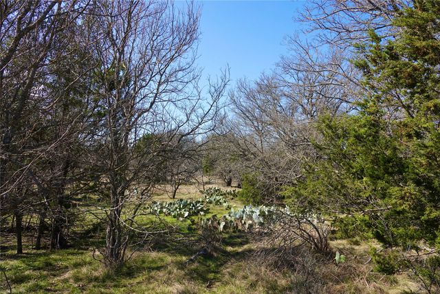 981 W Hwy 84, Mullin, TX 76864