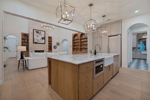 3307 Whitehall Drive, Dallas, TX 75229