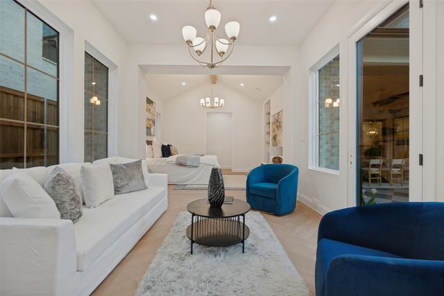3307 Whitehall Drive, Dallas, TX 75229