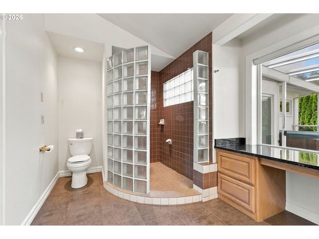 2701 Nw LACAMAS Dr, Camas, WA 98607