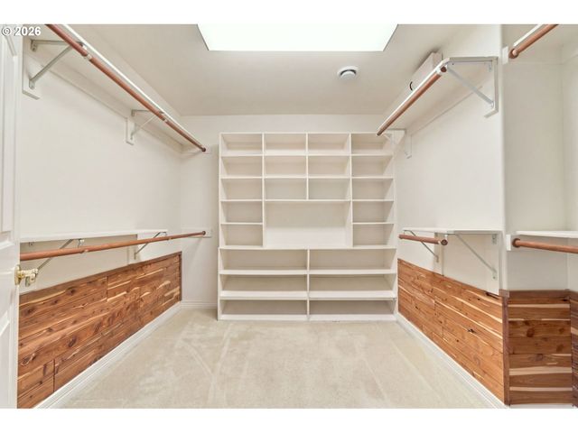 2701 Nw LACAMAS Dr, Camas, WA 98607