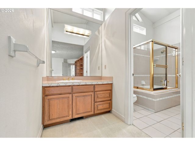 2701 Nw LACAMAS Dr, Camas, WA 98607