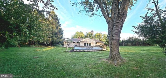 247 ROBBINSVILLE EDINBURG RD, Princeton Junction, NJ 08550