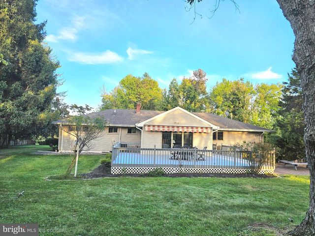 247 ROBBINSVILLE EDINBURG RD, Princeton Junction, NJ 08550