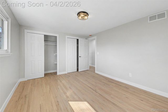 22640 Cedar Court, Hazel Park, MI 48030