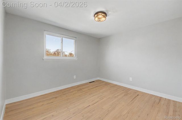 22640 Cedar Court, Hazel Park, MI 48030