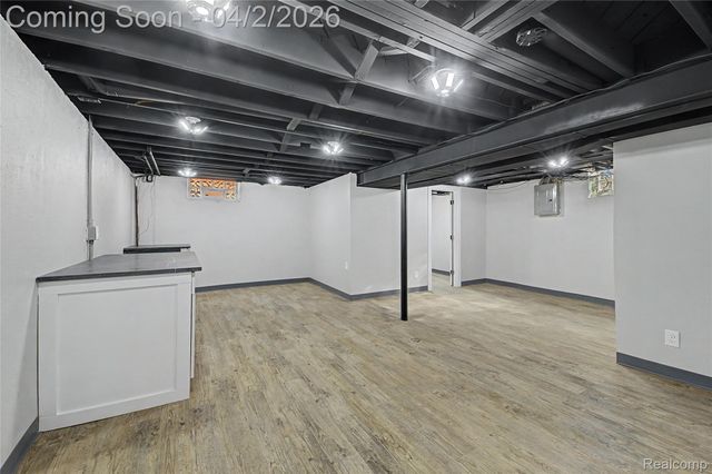 22640 Cedar Court, Hazel Park, MI 48030