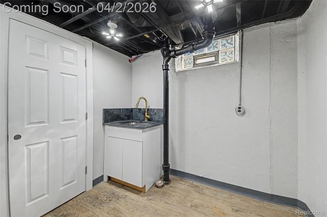 22640 Cedar Court, Hazel Park, MI 48030