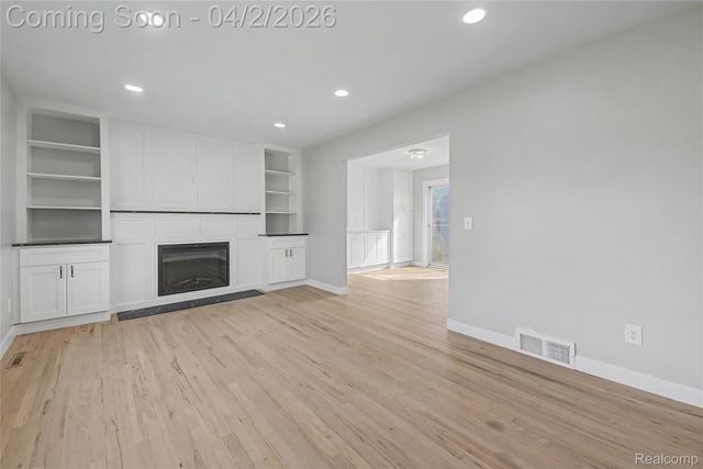 22640 Cedar Court, Hazel Park, MI 48030