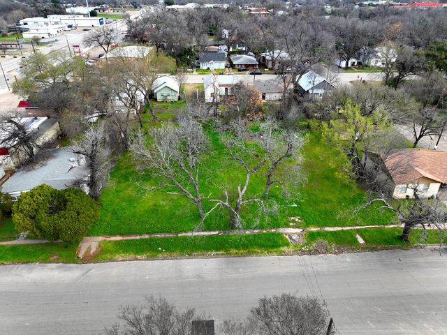 609 Preston Street, Waco, TX 76704