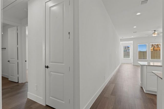 4122 Hidden Autumn Lane, League City, TX 77573