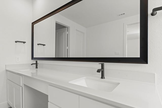 4122 Hidden Autumn Lane, League City, TX 77573