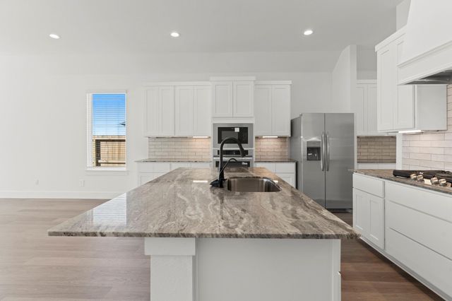 4122 Hidden Autumn Lane, League City, TX 77573