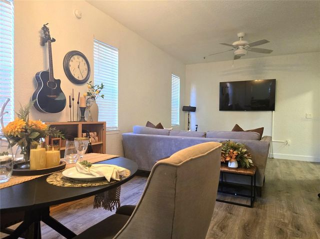 102 VISTA VERDI CIRCLE 116, Lake Mary, FL 32746