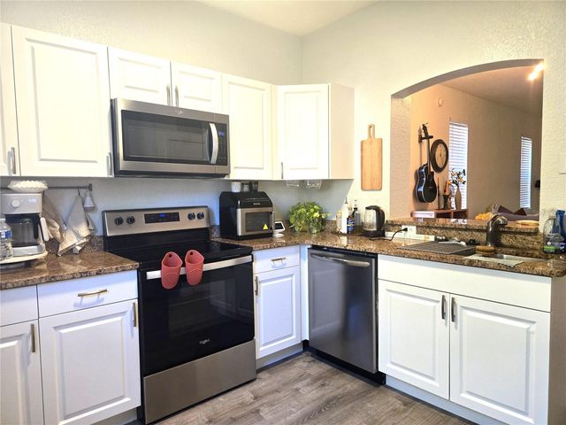 102 VISTA VERDI CIRCLE 116, Lake Mary, FL 32746