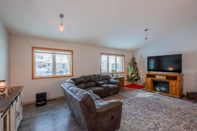 2100 Taylor Court, Northfield, MN 55057