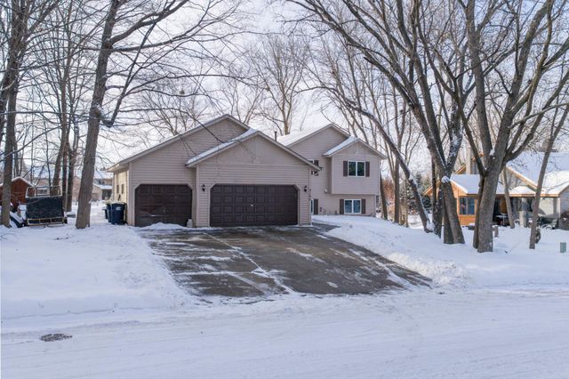 2100 Taylor Court, Northfield, MN 55057