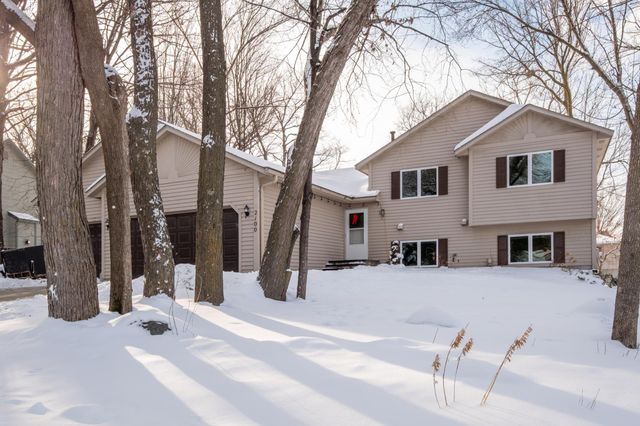2100 Taylor Court, Northfield, MN 55057