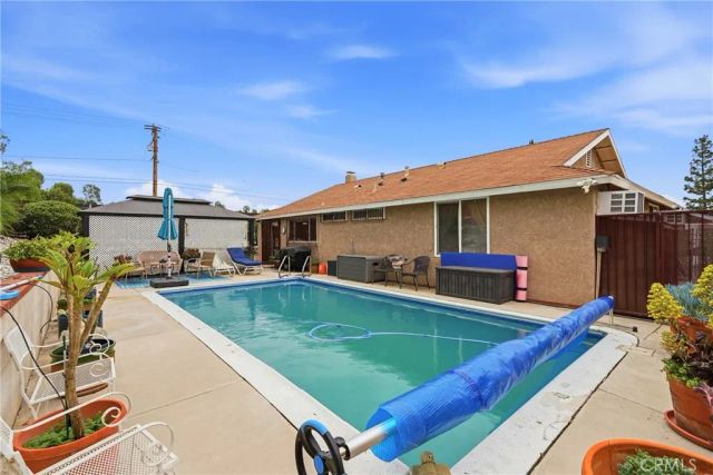 19245 E Campton, West Covina, CA 91792