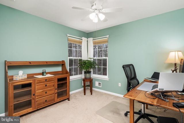 47 CAYUGA RD, Bordentown, NJ 08505