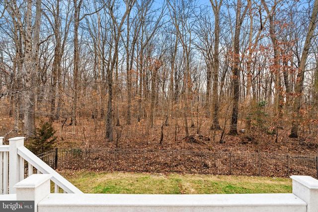 47 CAYUGA RD, Bordentown, NJ 08505