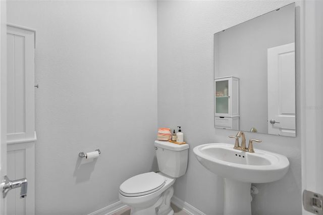 5220 RED CORAL CIRCLE, Mount Dora, FL 32757
