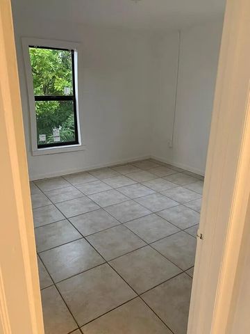 711 Palm Beach Lakes Boulevard, West Palm Beach, FL 33401