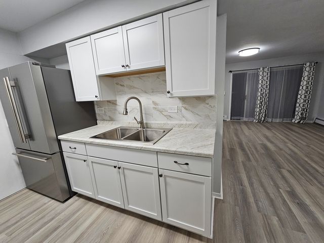 12620 S Alpine Drive 9, Alsip, IL 60803