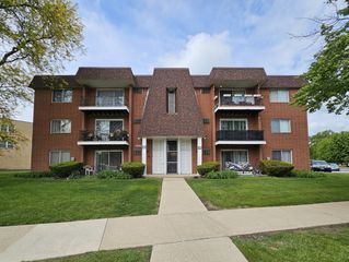 12620 S Alpine Drive 9, Alsip, IL 60803