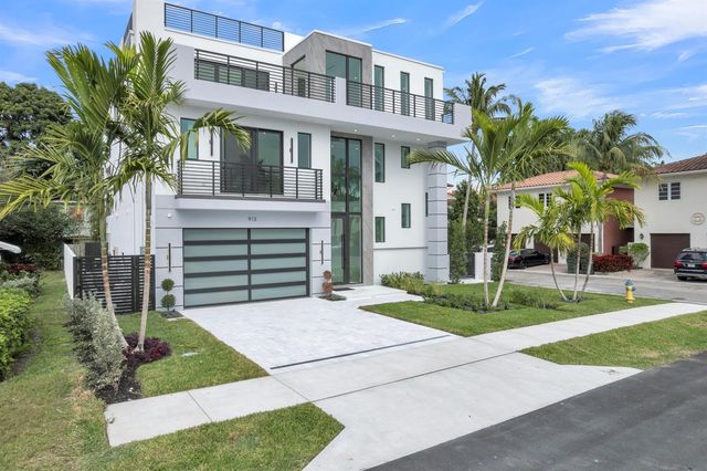 913 Denery Lane, Delray Beach, FL 33483