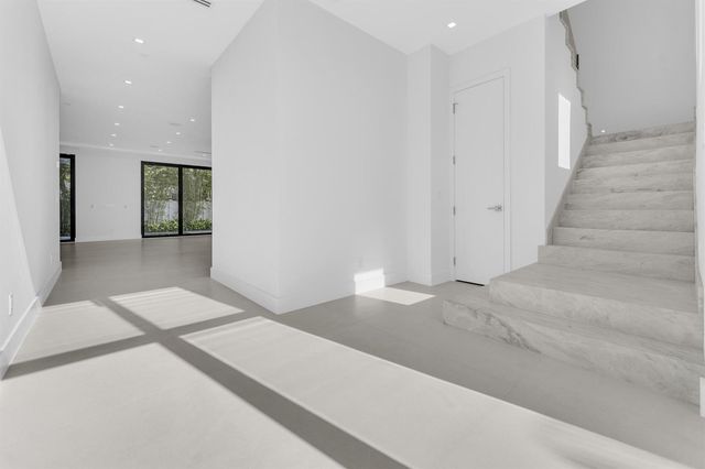 913 Denery Lane, Delray Beach, FL 33483