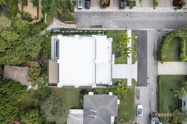 913 Denery Lane, Delray Beach, FL 33483