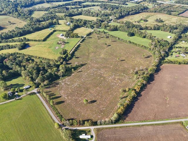 1 Seven Springs Rd, Smithville, TN 37166