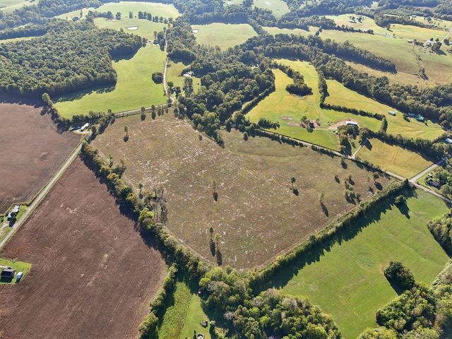 1 Seven Springs Rd, Smithville, TN 37166