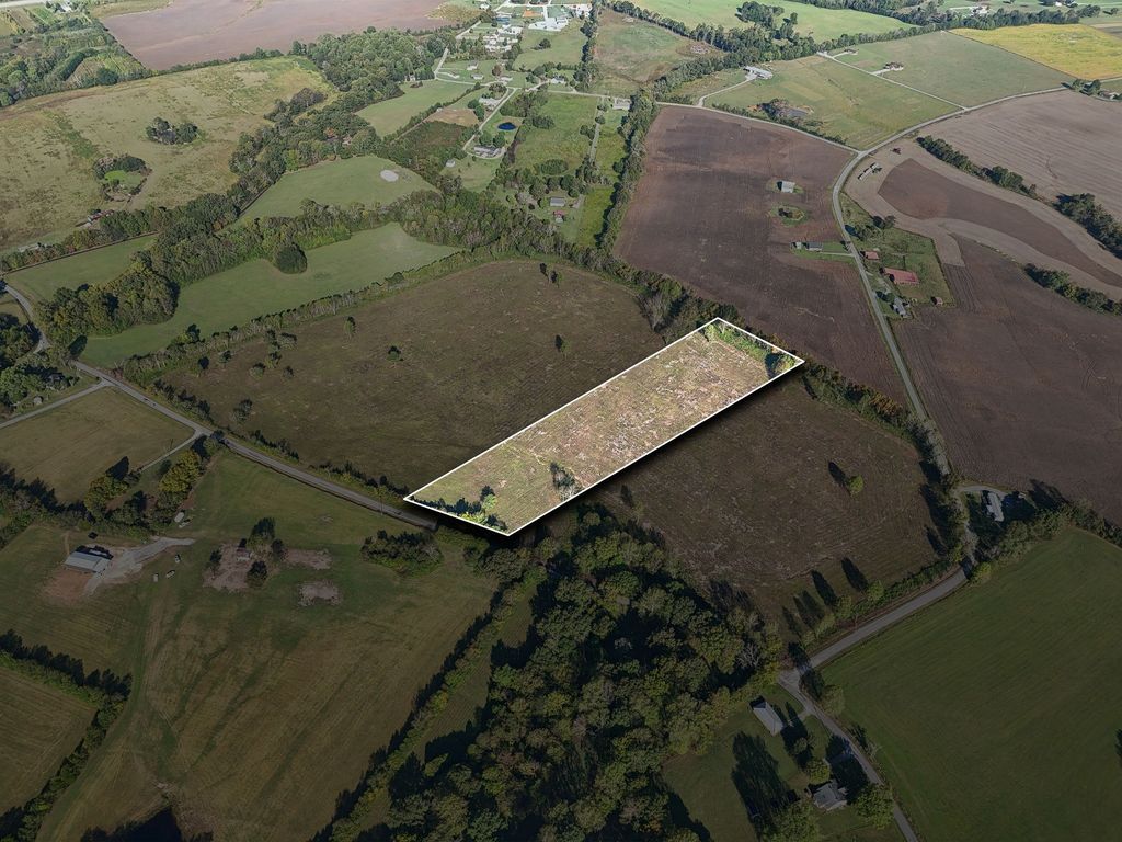 1 Seven Springs Rd, Smithville, TN 37166