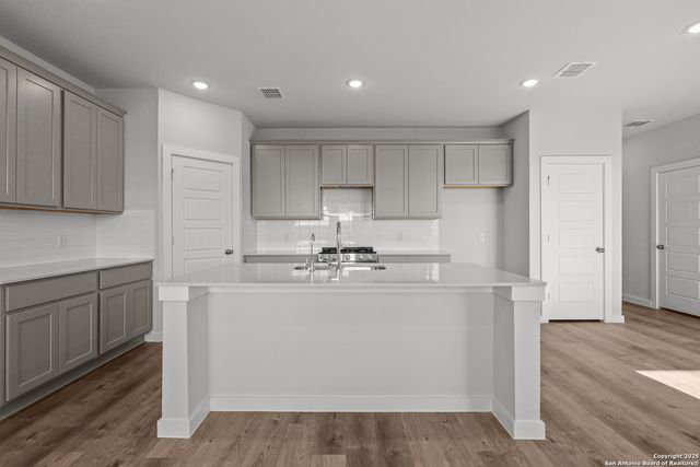 6523 Bufflehead Bend, Leon Valley, TX 78240