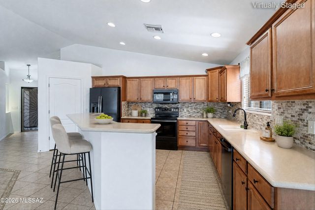 7197 E Alderberry Street, Tucson, AZ 85756