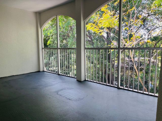 815 W Boynton Beach Boulevard 15-203, Boynton Beach, FL 33426